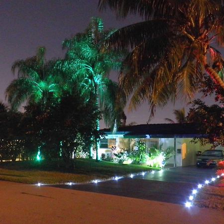 Blue Ocean Guesthouse Oakland Park Esterno foto