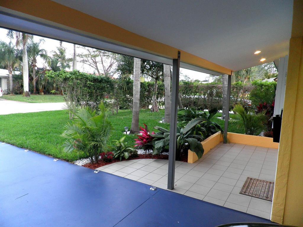 Blue Ocean Guesthouse Oakland Park Esterno foto