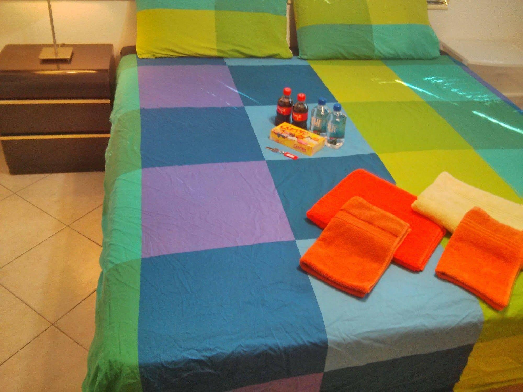 Blue Ocean Guesthouse Oakland Park Esterno foto