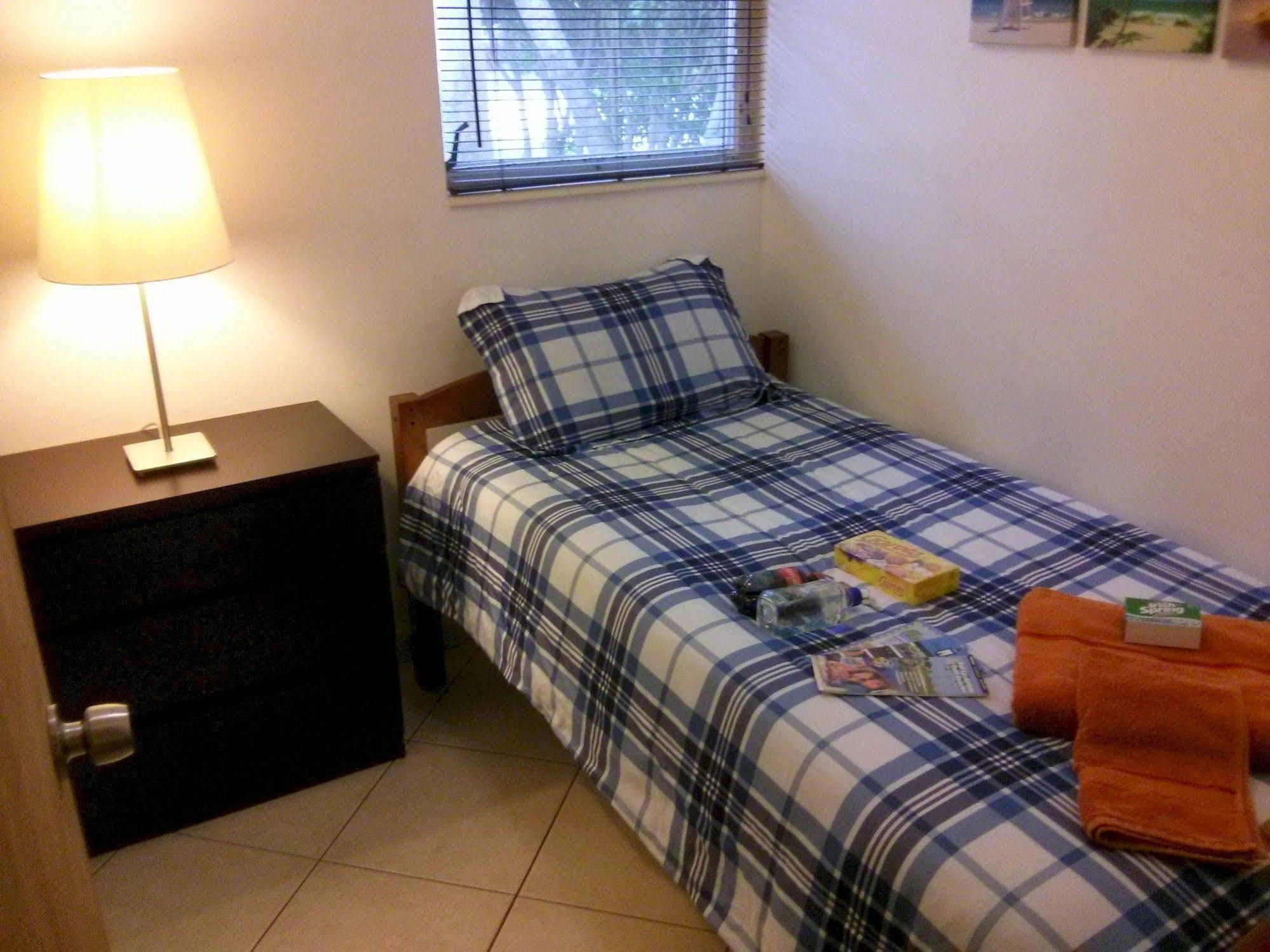 Blue Ocean Guesthouse Oakland Park Esterno foto