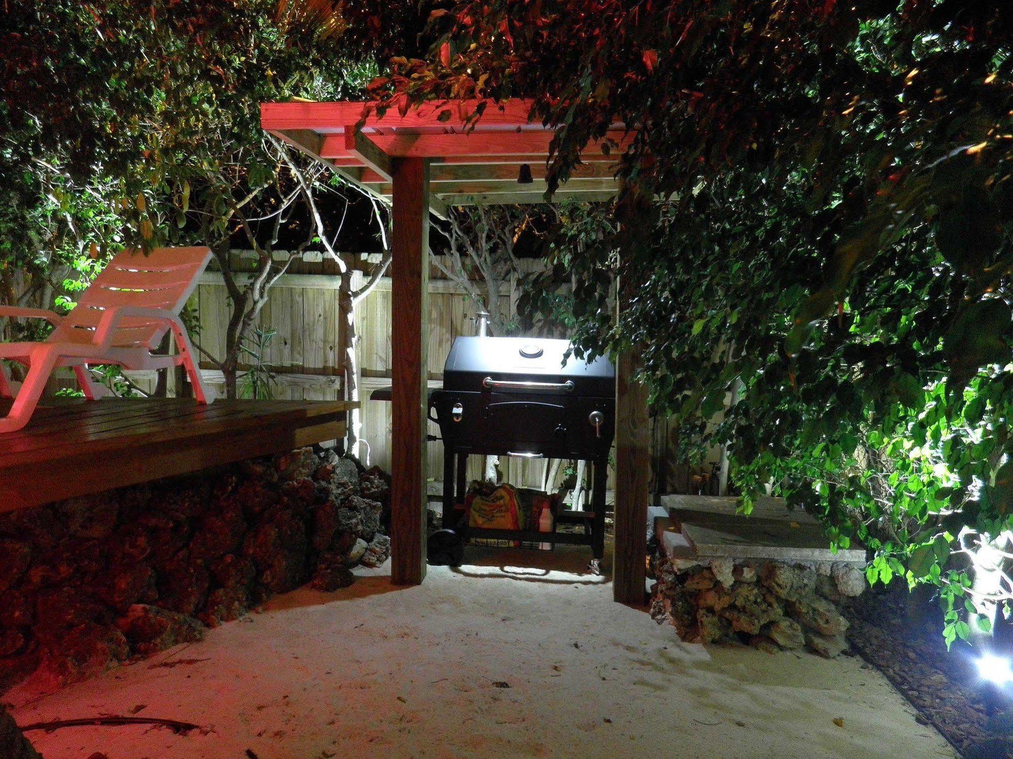 Blue Ocean Guesthouse Oakland Park Esterno foto